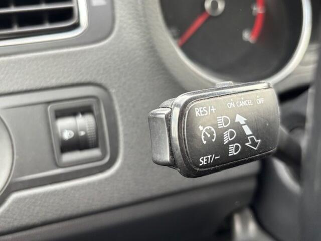 Volkswagen POLO 1.2 TSI Comfortline Business R