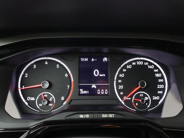 Volkswagen POLO 1.0 TSI Comfortline | 95 PK | Navigatiesysteem | Parkeersensoren | Climate control |