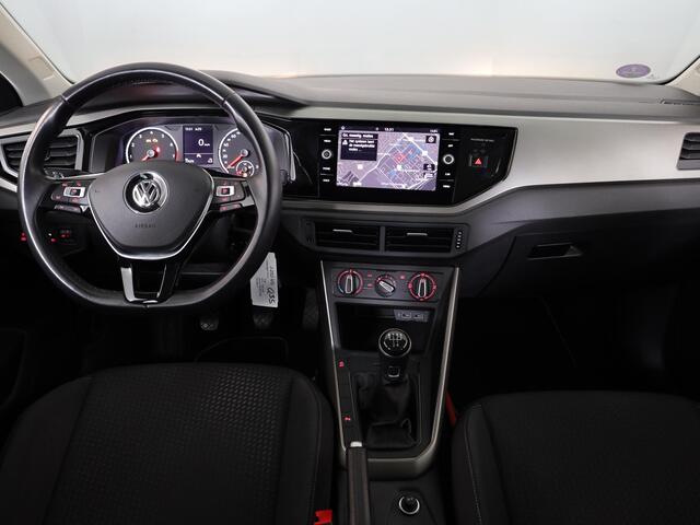 Volkswagen POLO 1.0 TSI Comfortline 95pk | Navigatie | PDC voor + achter | Carplay | Adaptieve cruise control | Airco