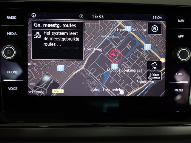 Volkswagen POLO 1.0 TSI Comfortline 95pk | Navigatie | PDC voor + achter | Carplay | Adaptieve cruise control | Airco