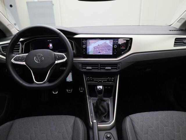 Volkswagen POLO 1.0TSI/95PK Move · Panoramadak · Camera + Parkeersensoren · Navigatie · Garantie tot januri 2026