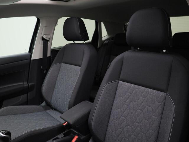 Volkswagen POLO 1.0TSI/95PK Move · Panoramadak · Camera + Parkeersensoren · Navigatie · Garantie tot januri 2026