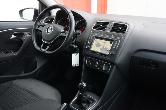 Volkswagen POLO 1.2 TSI Comfortline Business R | Origineel NL | Navigatie | Cruise Control |