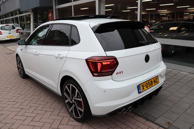 Volkswagen POLO 2.0 TSI GTI DSG. Panoramadak, Milltek uitlaat.