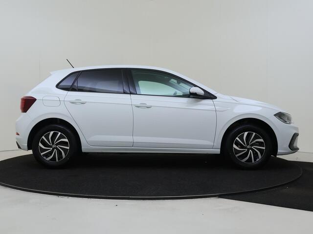 Volkswagen POLO Life Edition | 'App-Connect' smartphone integratie | Airconditioning automatisch (Climatronic), 2-zone | Buitenspiegels elektrisch instel- verwarm- en inklapbaar