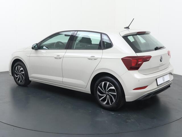 Volkswagen POLO 1.0 TSI Life | 95 PK | Parkeersensoren | Apple Carplay/Android Auto | Multifunctioneel stuur |