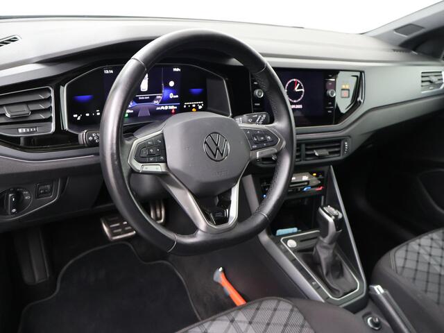Volkswagen POLO 1.0 TSI R-Line | 95 PK | Automaat | Multifunctioneel stuurwiel | Stoelverwarming | Achteruitrij camera |