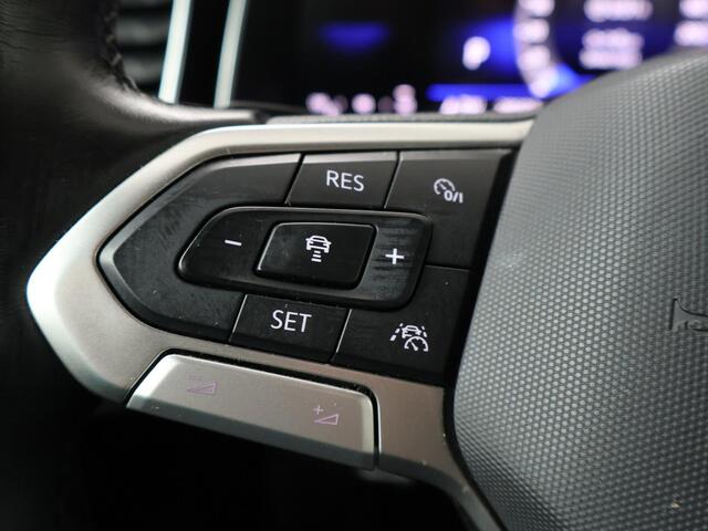 Volkswagen POLO 1.0 TSI R-Line | 95 PK | Automaat | Multifunctioneel stuurwiel | Stoelverwarming | Achteruitrij camera |