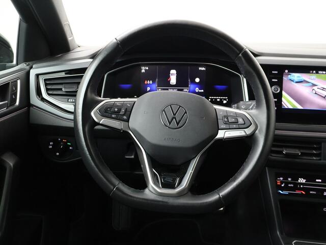 Volkswagen POLO 1.0 TSI R-Line | 95 PK | Automaat | Multifunctioneel stuurwiel | Stoelverwarming | Achteruitrij camera |