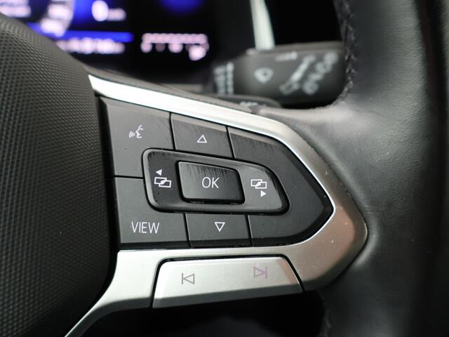 Volkswagen POLO 1.0 TSI R-Line | 95 PK | Automaat | Multifunctioneel stuurwiel | Stoelverwarming | Achteruitrij camera |