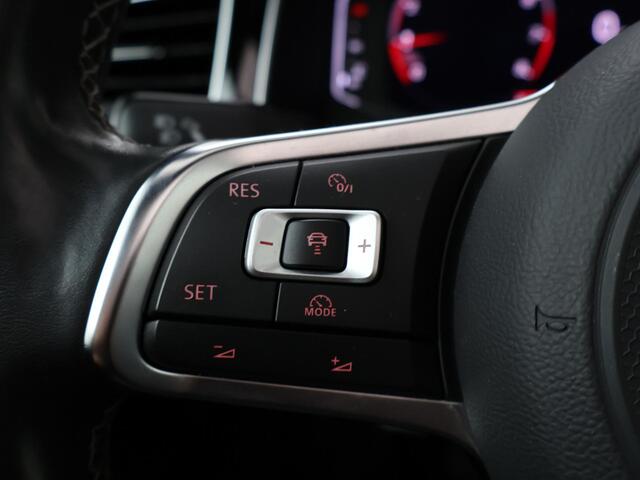 Volkswagen POLO 1.0 TSI Highline | 95 PK | Panoramadak | Beats audio | Led verlichting | R-Line |