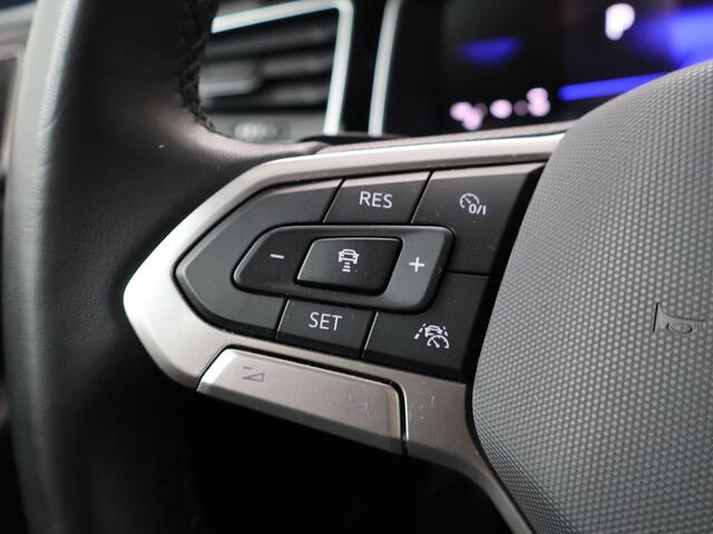 Volkswagen POLO 1.0 TSI R-Line | 95 PK | Automaat | Stoelverwarming | Achteruitrij camera | Navigatie