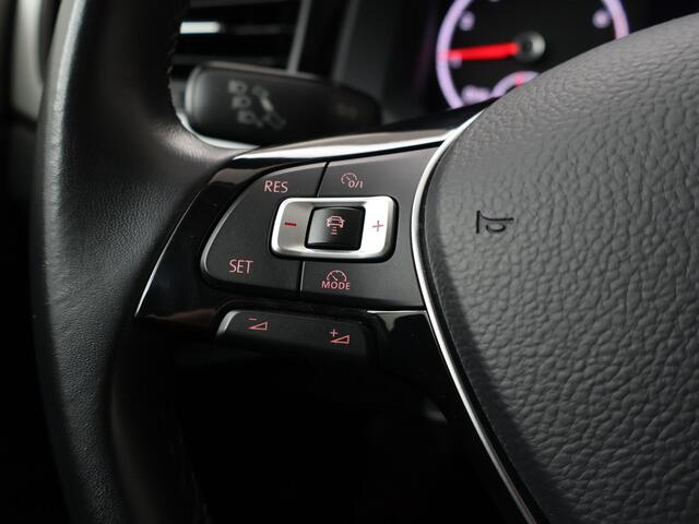 Volkswagen POLO 1.0 TSI R-Line Edition | 95 PK | Climate control | Apple Carplay/Android Auto | Parkeersensoren | R-Line |