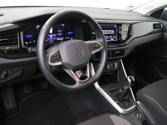 Volkswagen POLO 1.0 TSI Life | 95 PK | Navigatiesysteem | Parkeersensoren | Led verlichting |