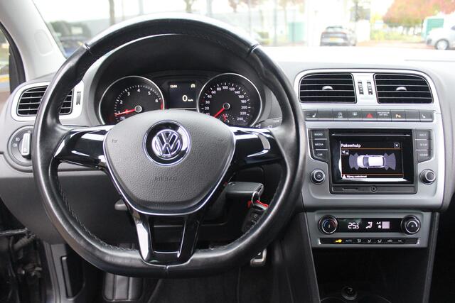 Volkswagen POLO 1.0 Comfortline Connected Series