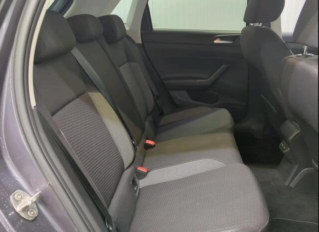 Volkswagen POLO 1.0 TSI 95 Pk Life Business Navigatie Ledkoplampen Lichtmetalen Velgen Parkeersensoren V+A ACC Stoelverwarming Dab Extra Getint Glas NL Auto