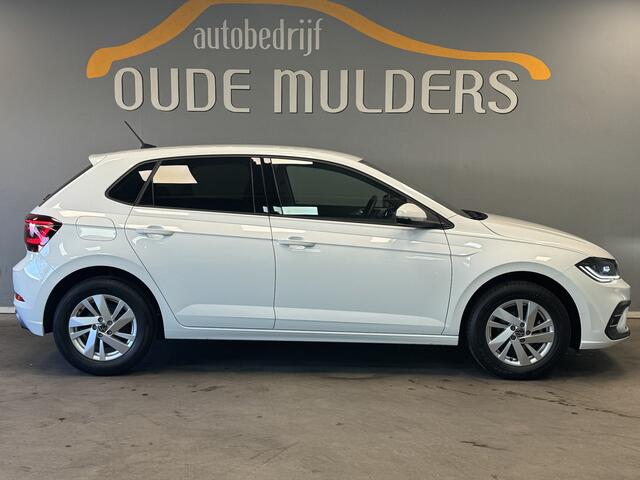Volkswagen POLO 1.0 IQ Light/Stoelverwarming/AppConnect