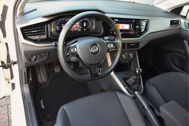 Volkswagen POLO 96 PK TSI virtueel cockpit camera pdc NAP 1e eigenaar