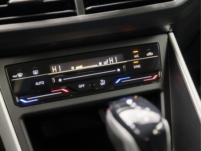 Volkswagen POLO 1.0 TSI Sportline Automaat (VIRTUAL COCKPIT, APPLE CARPLAY, GROOT NAVI, KEYLESS, CLIMATE, CAMERA, LM VELGEN, SPORTSTOELEN, GETINT GLAS, NIEUWSTAAT)