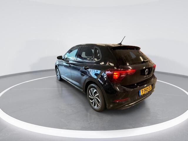 Volkswagen POLO 1.0 TSI 95pk Life Business · Apple/Android Car Play · ACC · P-Sensoren · 15"Velgen + All Season Banden · Airco · DAB · Garantie t/m 10-10-2027 of 100.000km