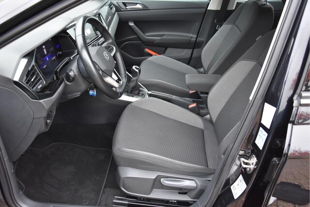 Volkswagen POLO 96 PK TSI Life nieuw model NAP 1e eigenaar Carplay PDC