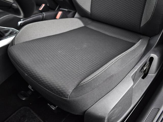 Volkswagen POLO 1.0 TSI 95pk Life · Apple/Android Car Play · Camera · Stoelverwarming · Airco · Navigatie · Keyless · 15'' Inch · Garantie t/m 11-09-2027 of 100.000km