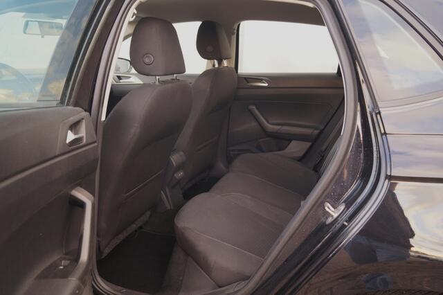 Volkswagen POLO 1.6 TDI Comfortline Executive -NAVI-PDC-ACC-CARPLAY-