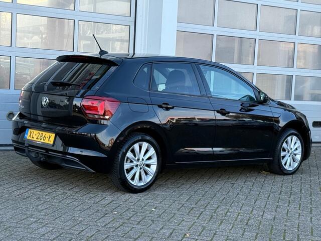 Volkswagen POLO 1.0 TSI 116PK Highline Aut. Navi Pdc Trekhaak Rijklaar!