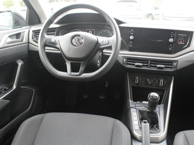 Volkswagen POLO 1.0 MPI Comfortline | NAVIGATIE | STOELVERWARMING |