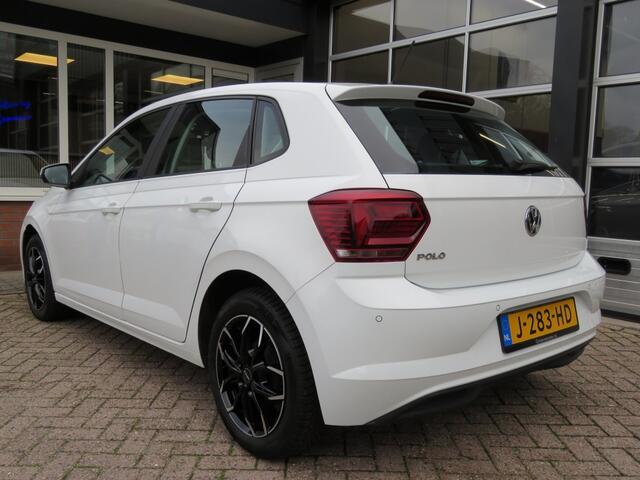 Volkswagen POLO 1.0 TRENDLINE / Airco / Sportvelgen / Pdc V + A / BOVAG garantie