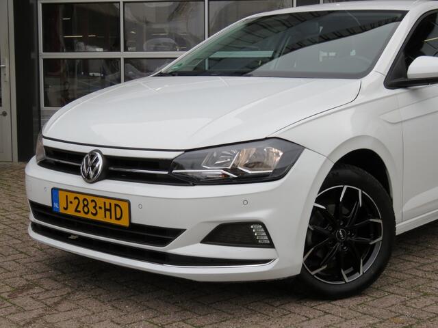 Volkswagen POLO 1.0 TRENDLINE / Airco / Sportvelgen / Pdc V + A / BOVAG garantie