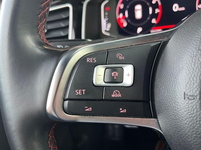 Volkswagen POLO 2.0 TSI GTI | DSG | Stoelverwarming | Camera | Navigatie | Adaptive Cruise Control |