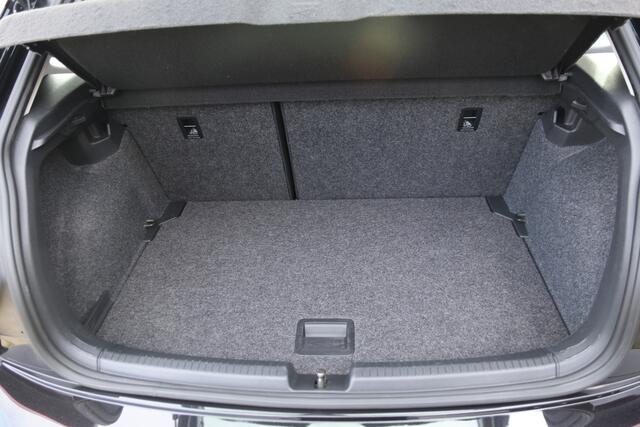 Volkswagen POLO 1.0 TSI Highline / Navi / Cruise