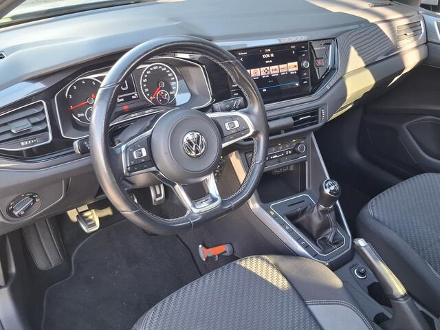 Volkswagen POLO 1.0 TSI Highline R-Line | Schuifdak | R-Line pakket | Navigatie | Parkeersensoren voor en achter | Mooie Lage Kilometerstand met NAP !!