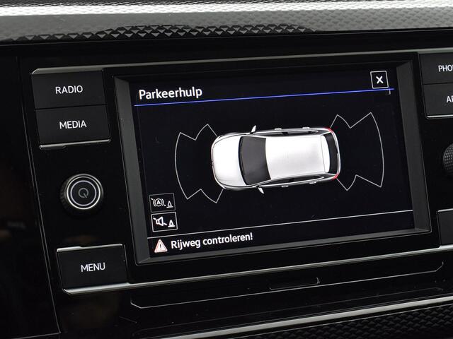 Volkswagen POLO 1.0 TSI 95pk Life · Apple/Android Car Play · P-Sensoren · Getint Glas · Airco · 15'' Inch · Garantie t/m 11-09-2027 of 100.000km