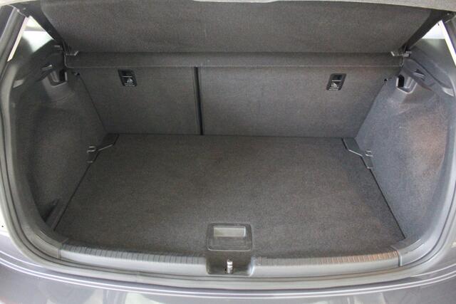 Volkswagen POLO 1.0 TSI Life Navigatie | Airco | Lichtmetalen velgen | Cruise Control