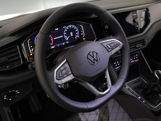 Volkswagen POLO GP R-Line-Edition 1.0 70 kW / 95 pk TSI Hatchback 5 v