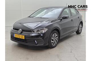 volkswagen-polo-1.0-tsi-life--app-