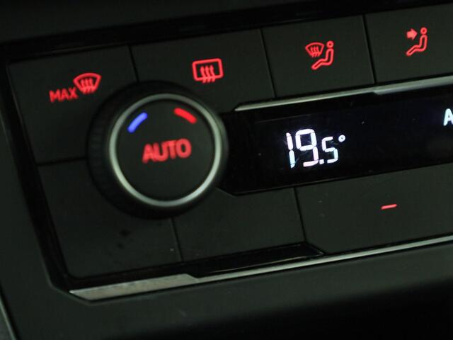 Volkswagen POLO 1.0TSI/95PK Highline Business R DSG · R-line ext. · Navigatie · Camera + Parkeersensoren · Apple/Android Car Play · Clima ·