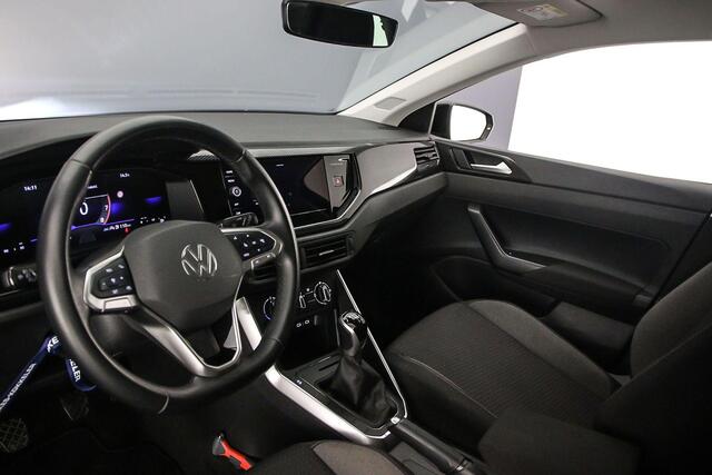 Volkswagen POLO Life Edition 1.0 TSI 95pk Adaptive cruise control, LED koplampen, Achteruitrijcamera, Parkeersensor achter, App connect, Airco, DAB, Radio, Bluetooth