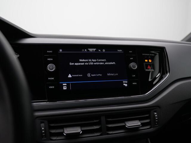 Volkswagen POLO 1.0 TSI 95 pk R-Line | Parkeersensoren voor/achter | Adaptive Cruise | Carplay