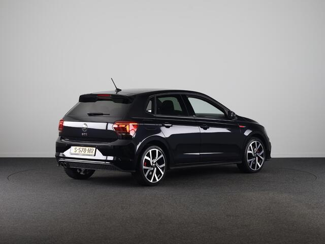 Volkswagen POLO 2.0 TSI GTI 20PK DSG | Digitaal dashboard | Navigatie | Parkeersensoren voor + achter | 18"LM velgen |