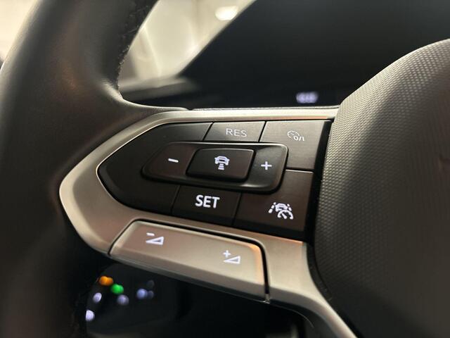 Volkswagen POLO 1.0 TSI 95pk Life · Apple/Android Car Play · Navigatie · P-Sensoren · DAB · Airco · 15'' Inch · Garantie t/m 26-10-2027 of 100.000km