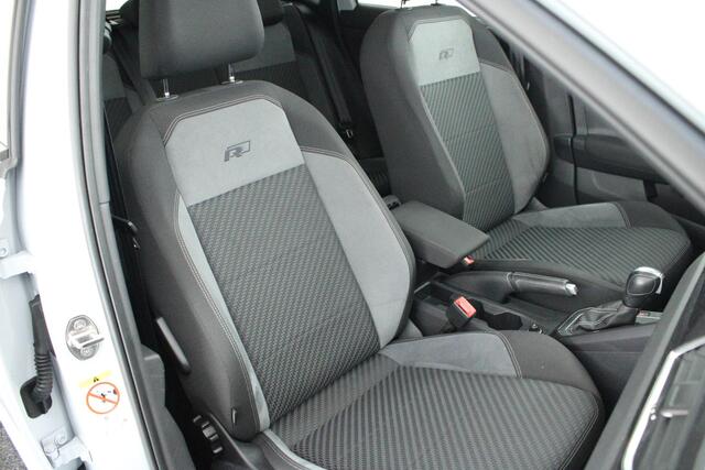 Volkswagen POLO 1.0 TSI 116pk DSG 2x R-Line Led Virtual Cockpit Camera ACC Stoelverwarming Navigatie Panoramadak