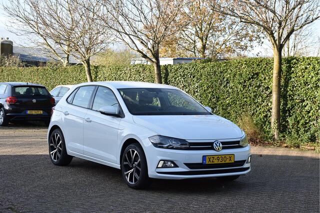 Volkswagen POLO 1.0 82 PK Topstaat! Navi CarPlay NAPComfortline