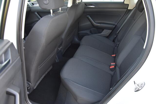 Volkswagen POLO 1.0 82 PK Topstaat! Navi CarPlay NAPComfortline