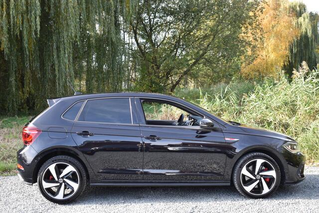 Volkswagen POLO 2.0 TSI GTI TSI 210PK DSG GTI-SPORT IQ-LIGHT/PDC/CARPLAY
