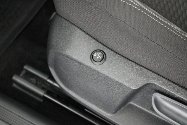 Volkswagen POLO 1.0 TSI 95pk DSG Life Trekhaak Carplay Stoelverwarming