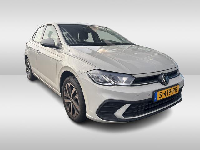 Volkswagen POLO 1.0 TSI Life Digital Cockpit / Parkeersensoren / LED verlichting / 16"LM velgen / Fabrieksgarantie tot 04-04-2027