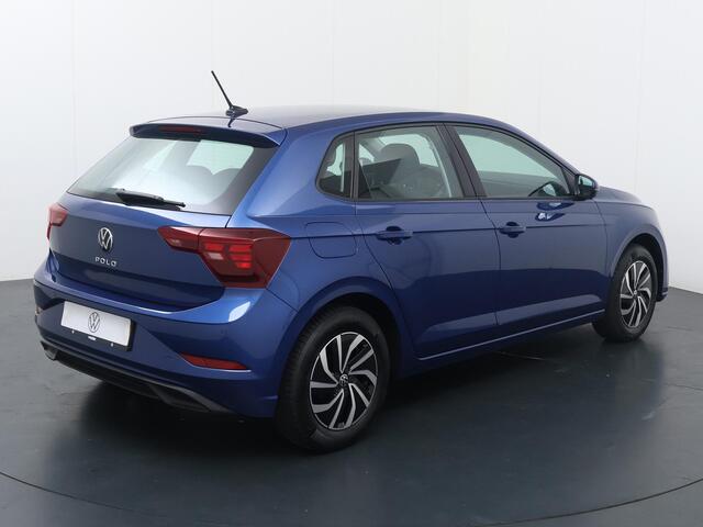 Volkswagen POLO 1.0 TSI Life Navigatie | Apple Carplay | Parkeersensoren voor en achter | DAB-radio | LM-velgen | ACC |